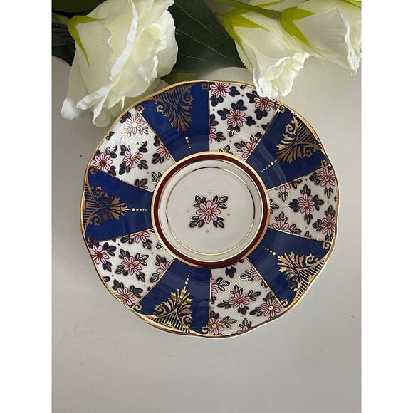 Royal Albert 100 Years Regency Blue Cup & Saucer Book - Picture 7 of 9